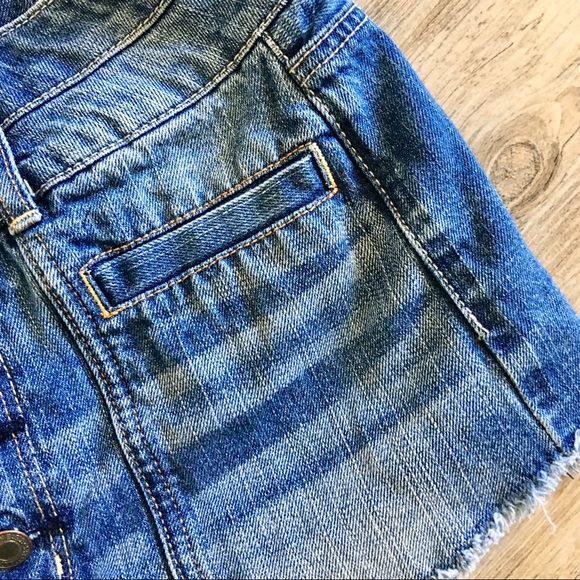 ONLY 1️⃣ LEFT American Eagle Button Up Denim Short - Picture 4 of 6